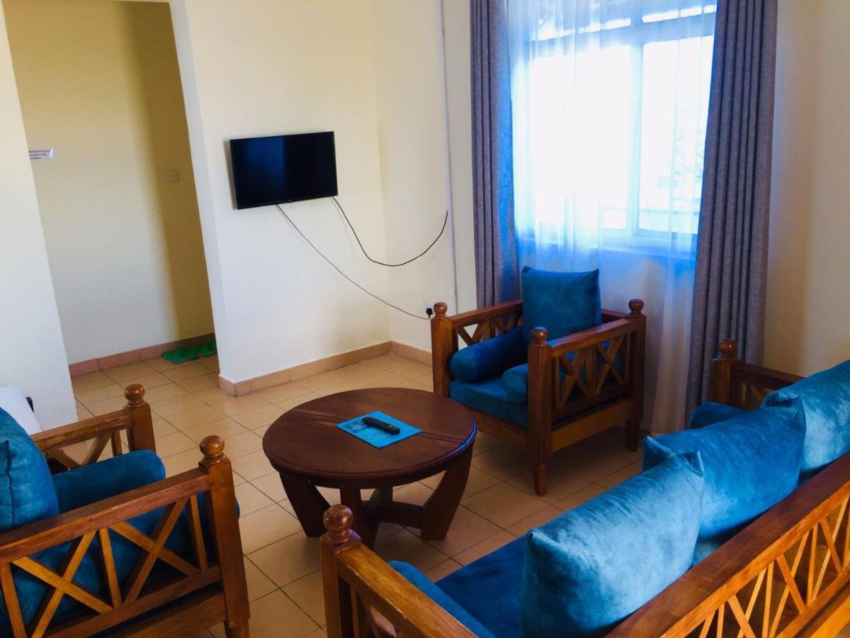 Merry Villa Hotel&Apartments Mombasa Esterno foto